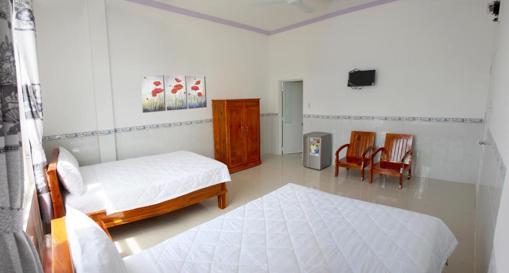 Phòng 4 Người - Hung Phuc Mui Ne Hotel