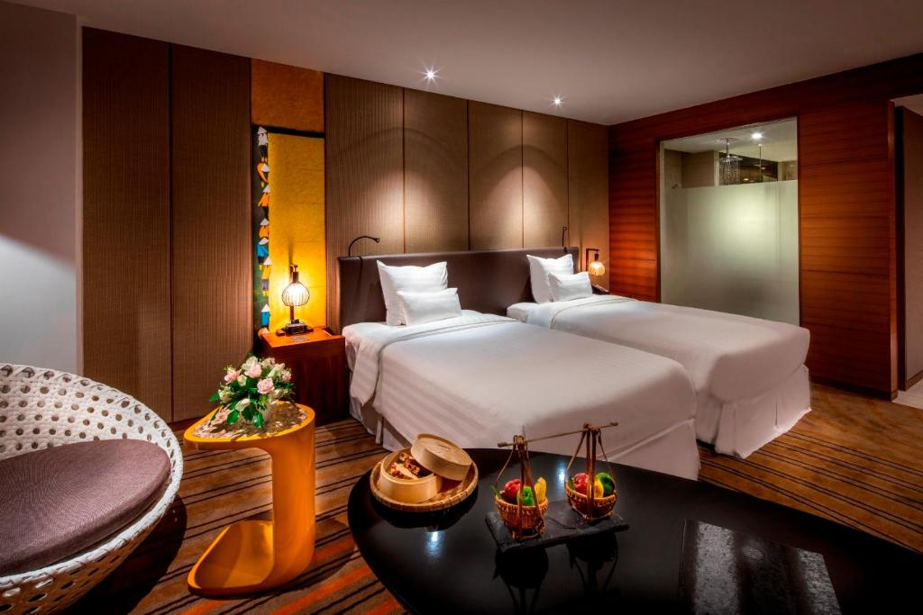 Phòng Deluxe Sea View with Twin Bed - Khách sạn Pullman