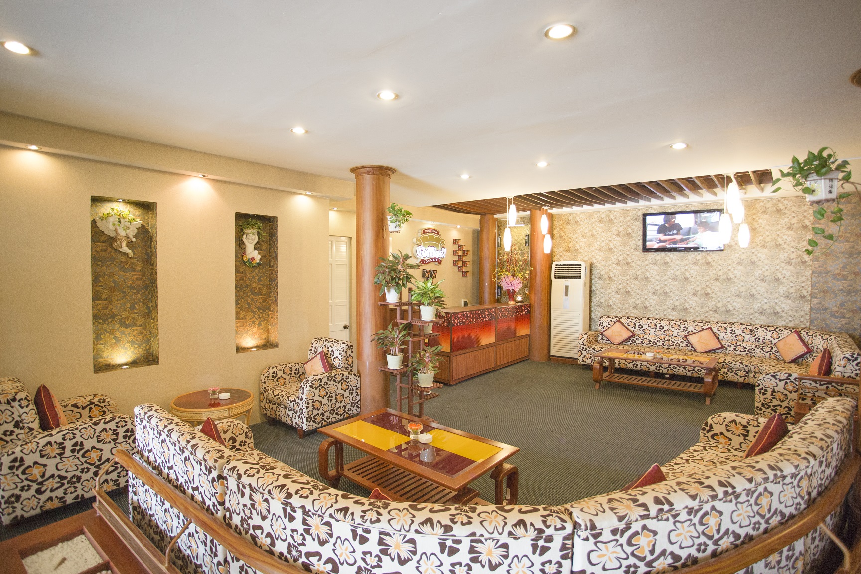 Voucher KHÁCH SẠN ROYAL - TRỌN GÓI 2 NGÀY 1 ĐÊM VÀ GOLF 18 LỖ - ROYAL BASIC GOLF PACKAGE