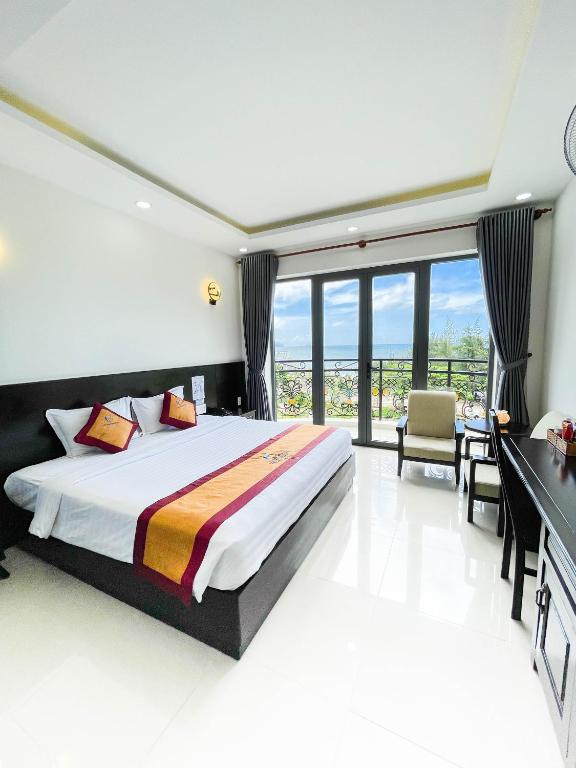 Phòng Deluxe - Con Son Blue Sea Hotel
