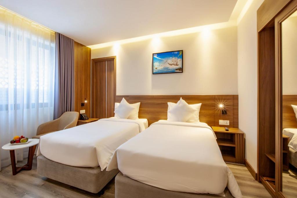 Phòng Deluxe 2 Giường Đơn - Merlot Hotel Nha Trang