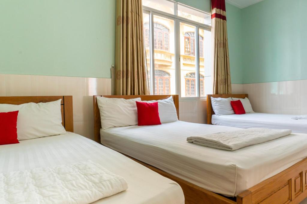 Phòng Gia Đình - Tuyết Lan Hotel