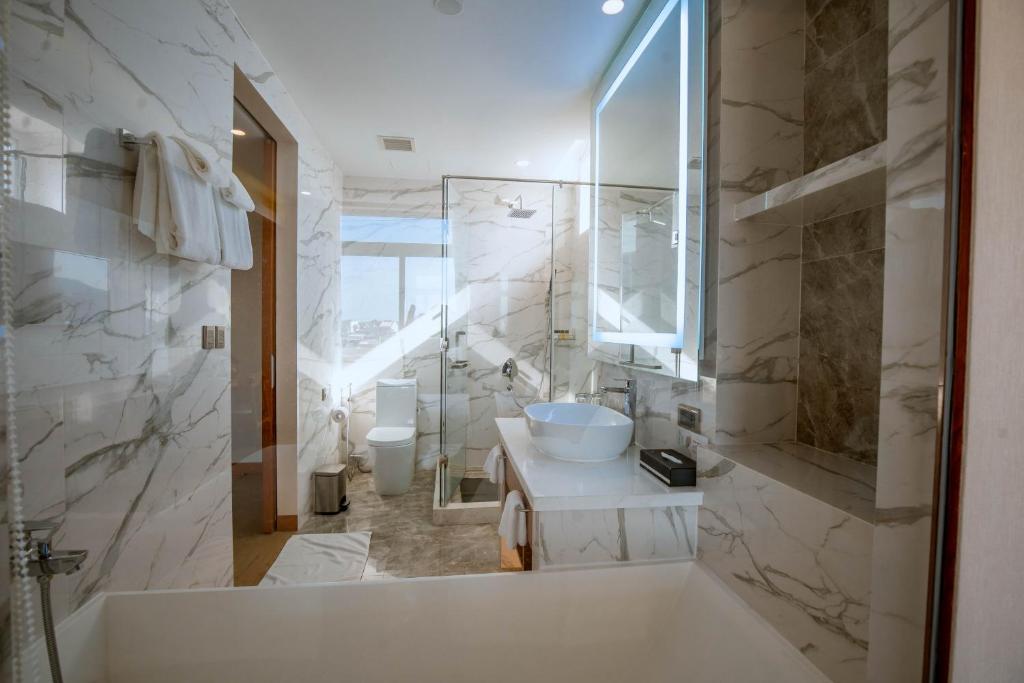 Phòng Superior Giường Đôi - Bella Vita Hotel