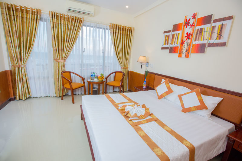 Phòng DELUXE TWIN/DOUBLE - HaiDuong Intourco Resort