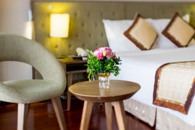 E-Voucher 2N1D Phòng Deluxe King River View - Mường Thanh Holiday Huế