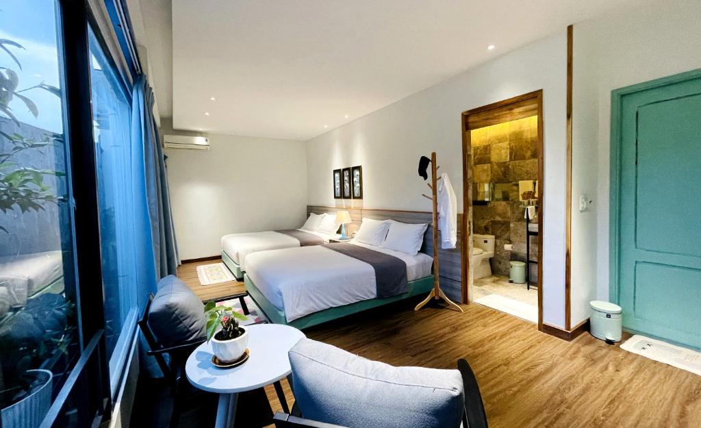 Phòng 4 Người Có Phòng Tắm Riêng - Côn Đảo House