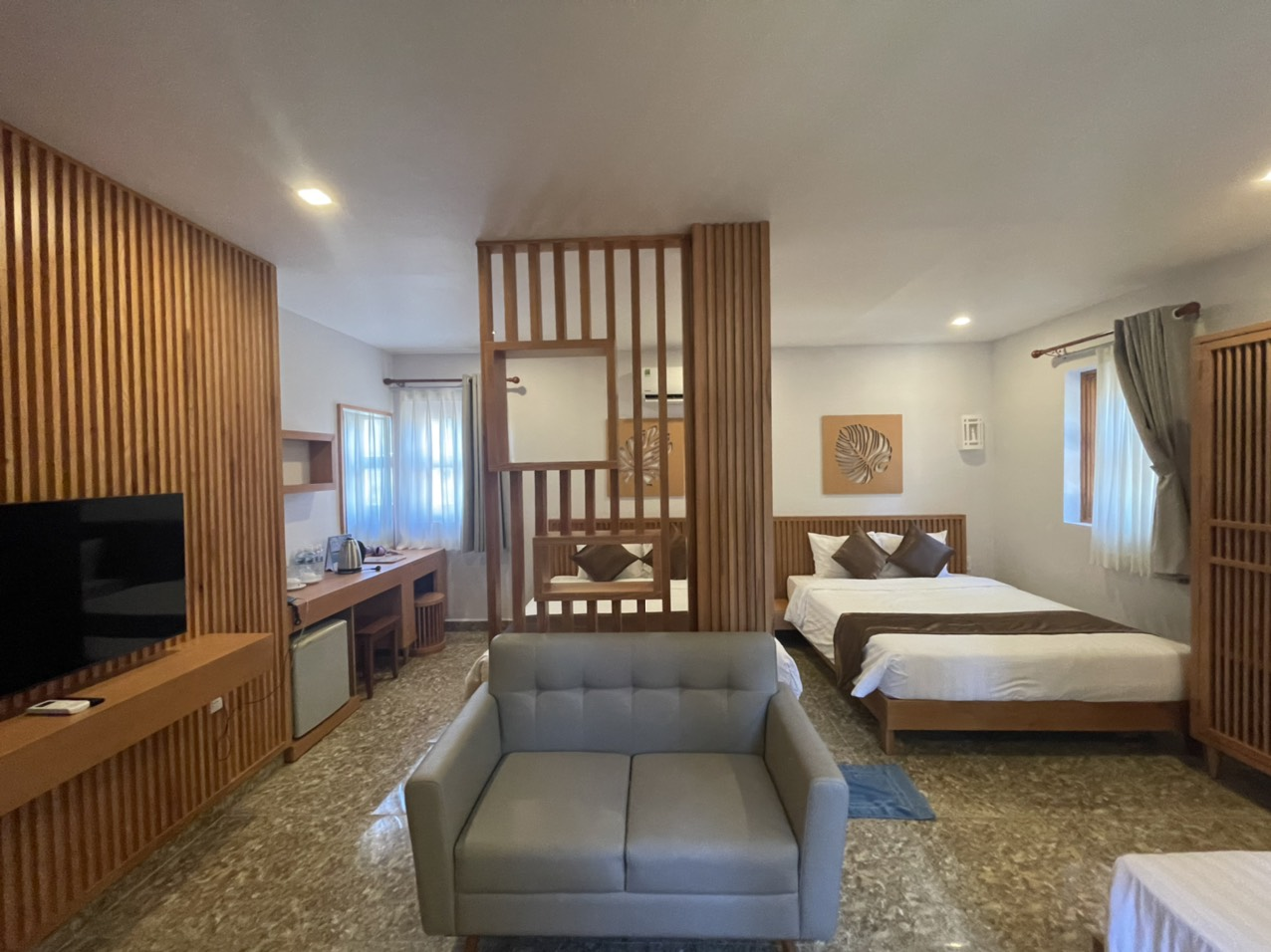 Phòng VĨ DẠ FAMILY - Trân Châu Beach & Resort