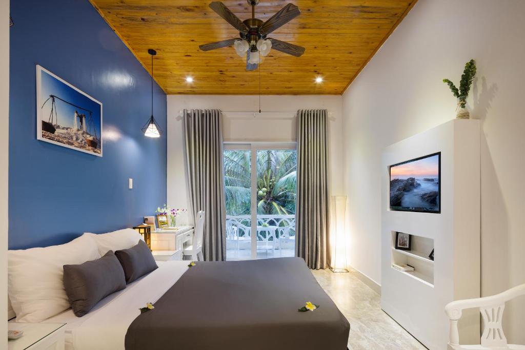 Phòng Giường Đôi Nhìn Ra Núi - Casa Maya Hotel