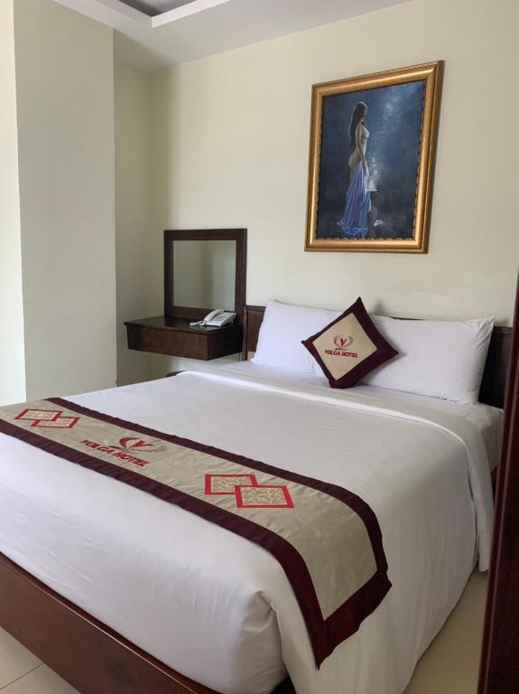 Phòng Giường Đôi Nhìn Ra Núi - Khách Sạn VOLGA