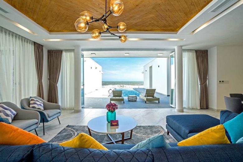 OCEANAMI VILLAS BEACH CLUB - VOUCHER 01 PHÒNG DELUXE (CHỦ NHẬT – THỨ 6)