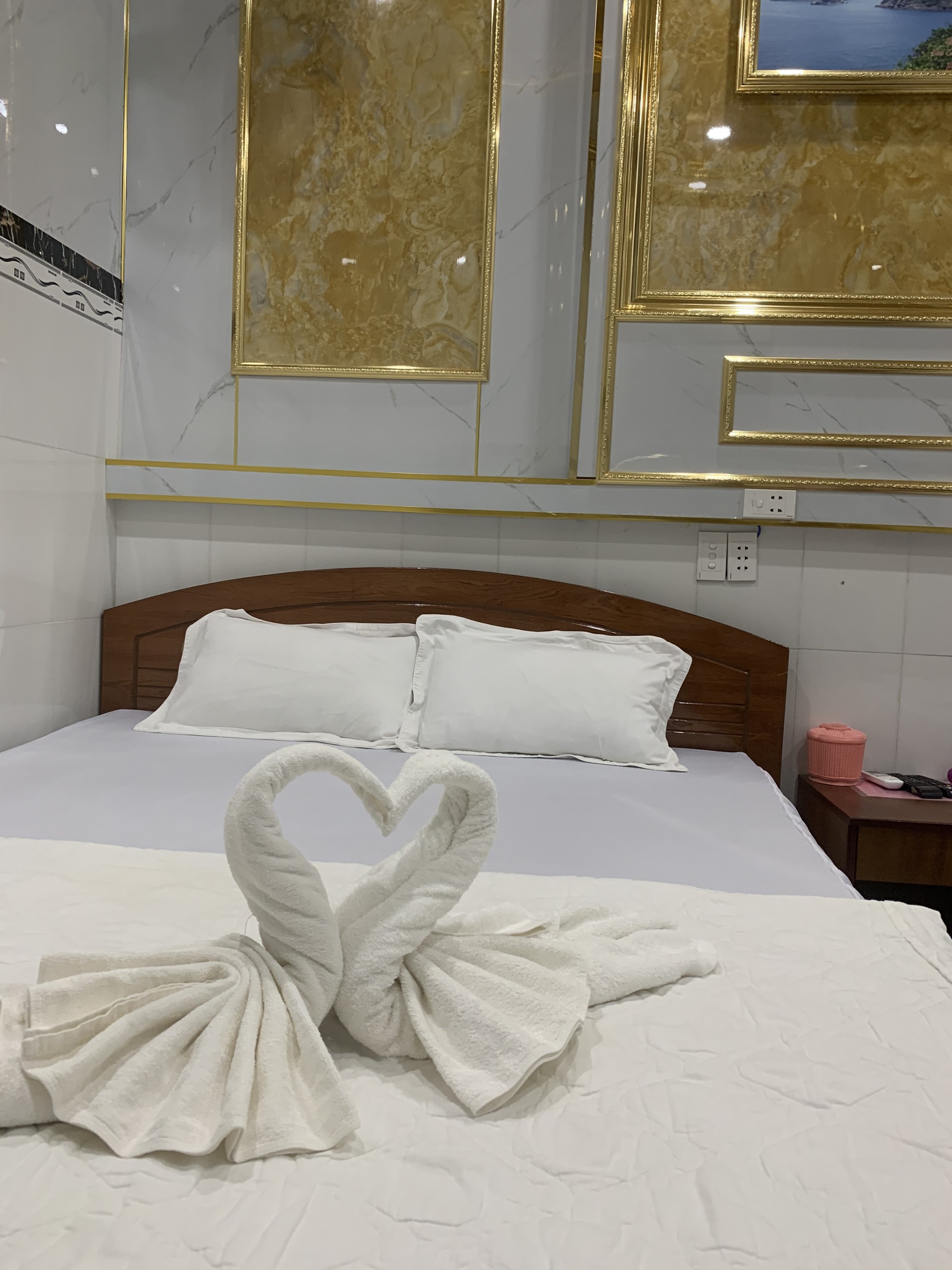 Phòng Đôi 4 người  - Hotel Long An Côn Đảo