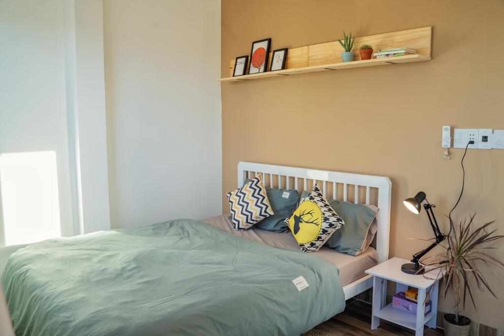 Phòng Giường Đôi Có Ban Công - CUBE homestay Phan Rang