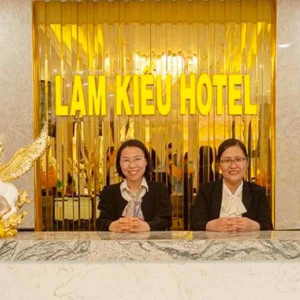 Lam Kiều Hotel