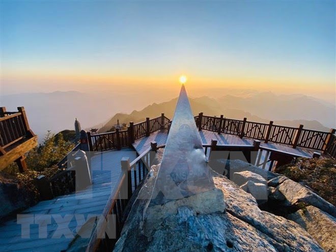 DU LICH SAPA - FANSIPAN 2 NGÀY 3 ĐÊM BẰNG Ô TÔ GIƯỜNG NẰM