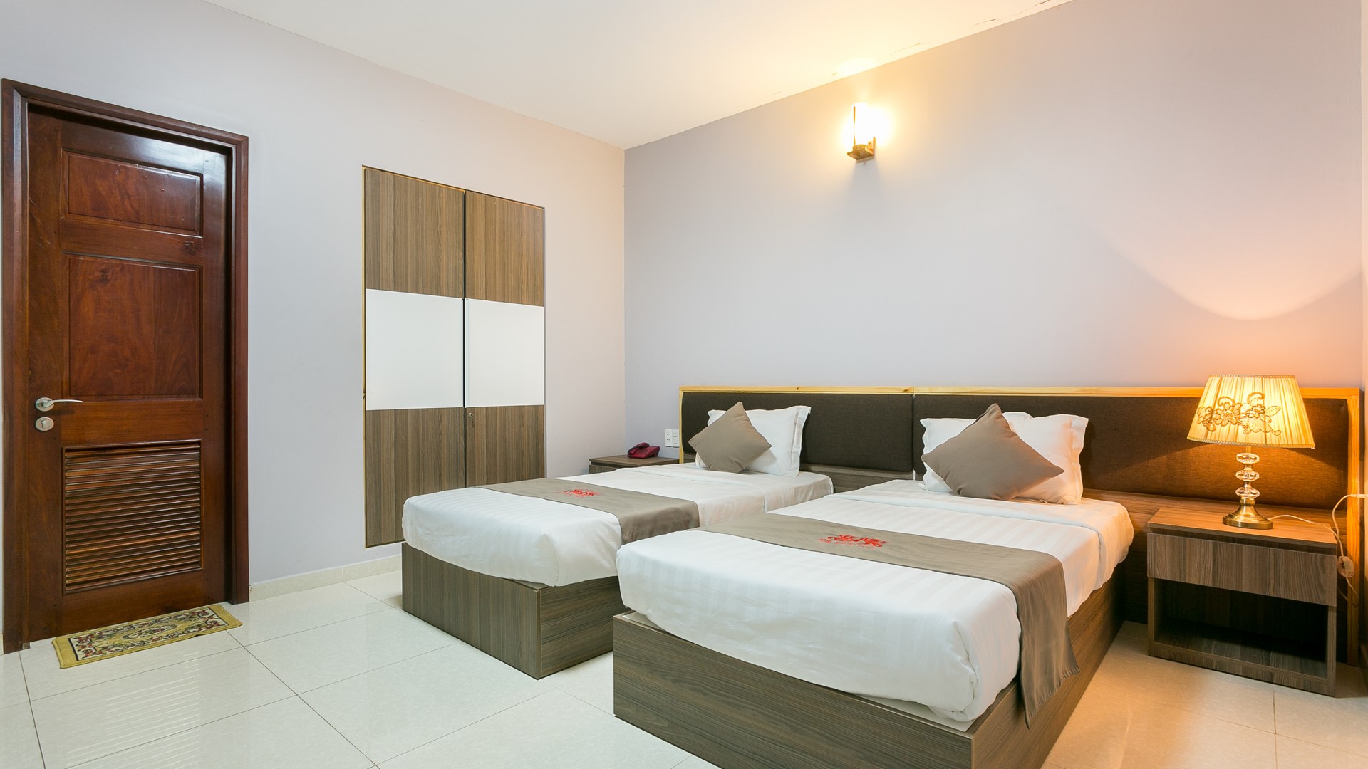 CORAL HOTEL - Phòng SUPERIOR TWIN/DOUBLE