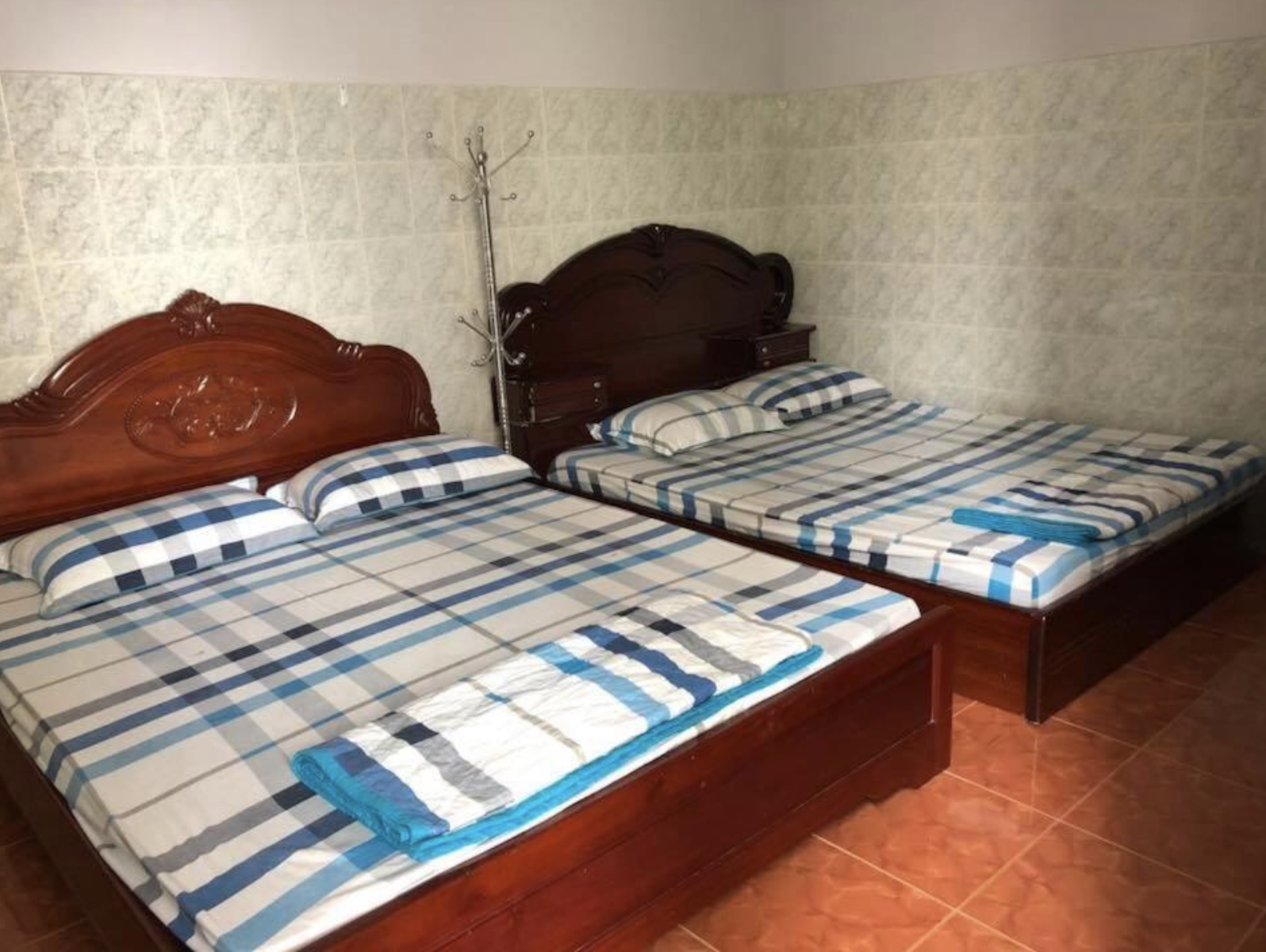 Phòng 4 người - Nhà nghỉ Thái Nguyên