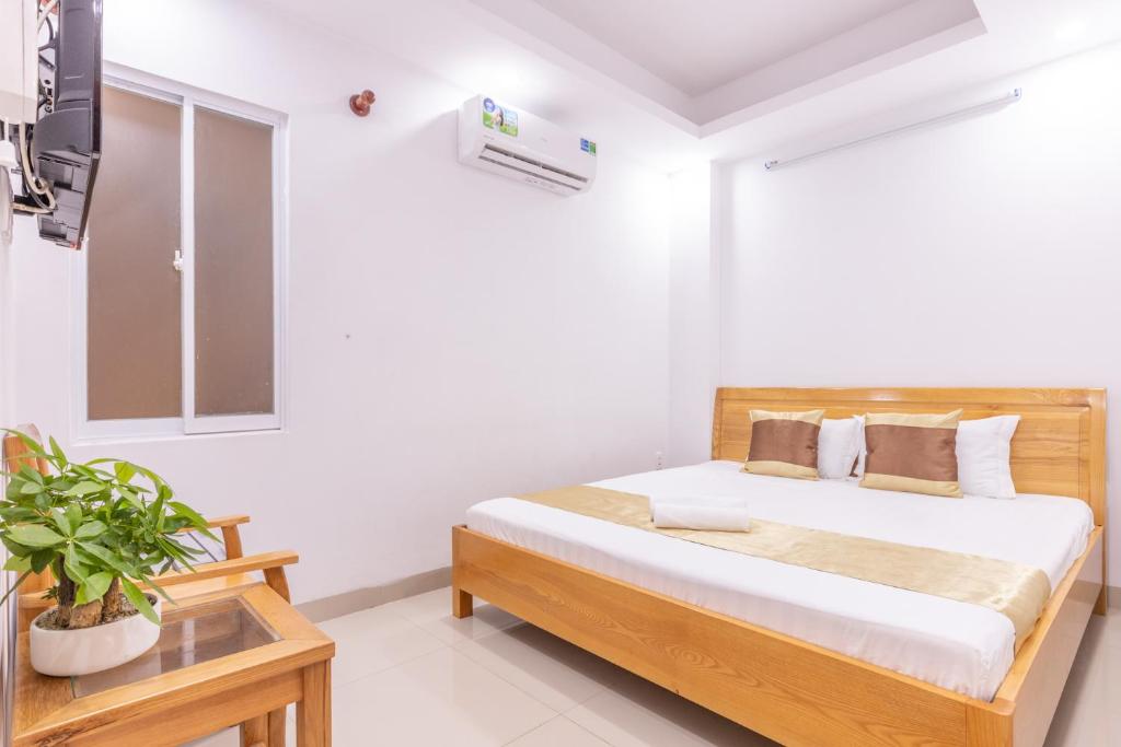 Phòng Tiêu Chuẩn Giường Đôi - RIO HOTEL & APARTMENT