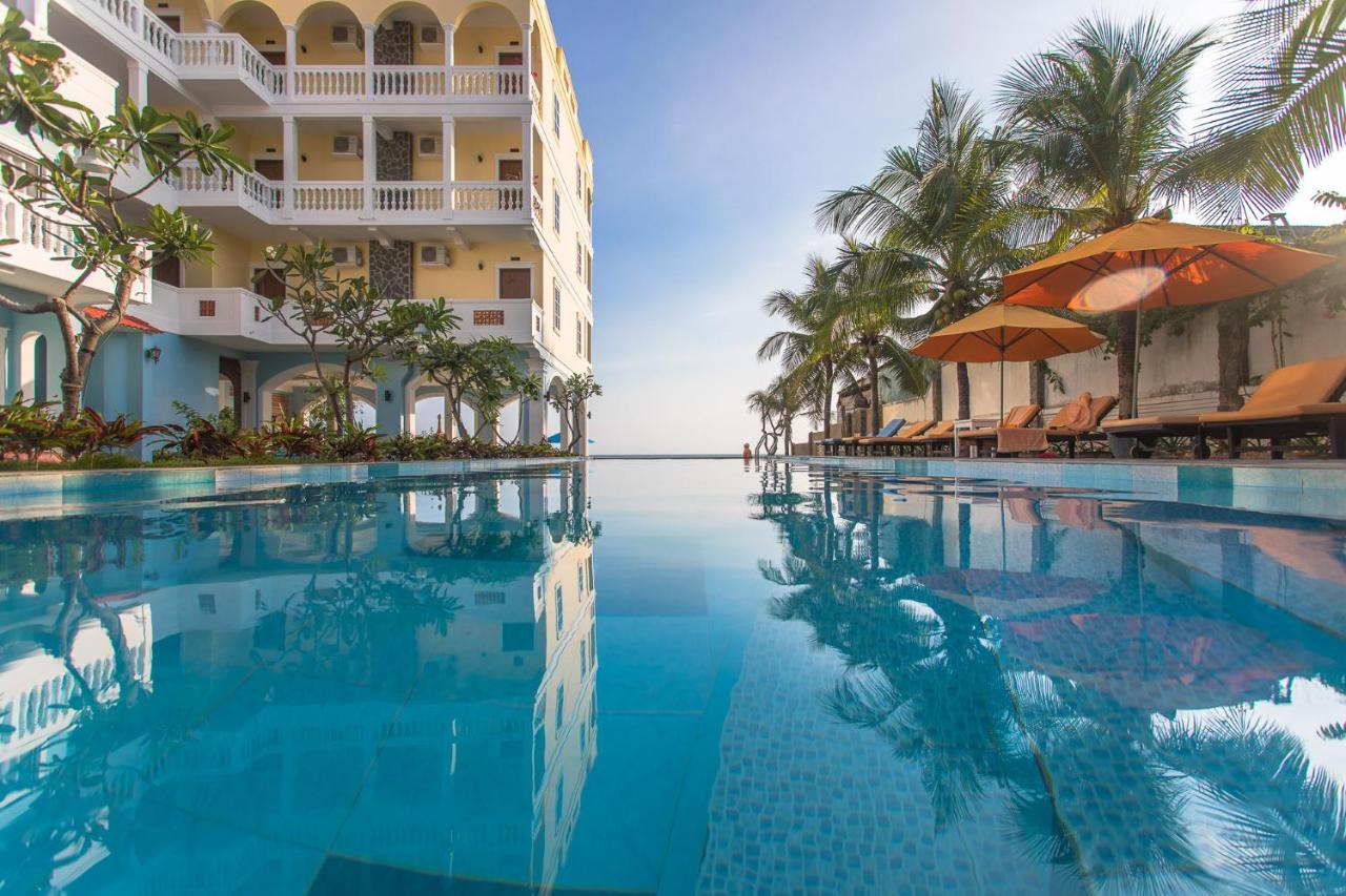 Phòng Deluxe có Giường cỡ King Nhìn ra Một góc Biển - Grace Boutique Resort