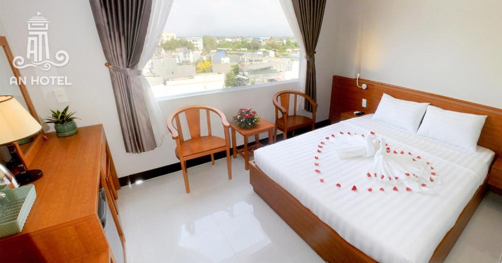Phòng Deluxe Giường Đôi - An Hotel Phan Thiết