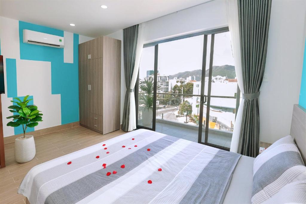 Căn Hộ Có Ban Công - Hào Phát Hotel